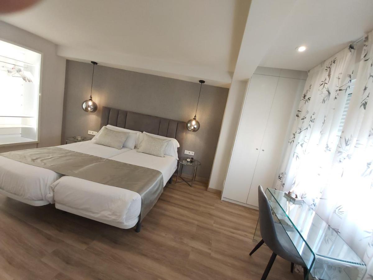 Del Parque Flats Flores Premium Malaga Exterior photo